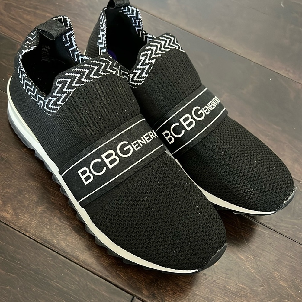 BCBGeneration slip on black and white womens 8.5